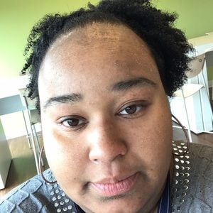 Meet your Posher, Tiara